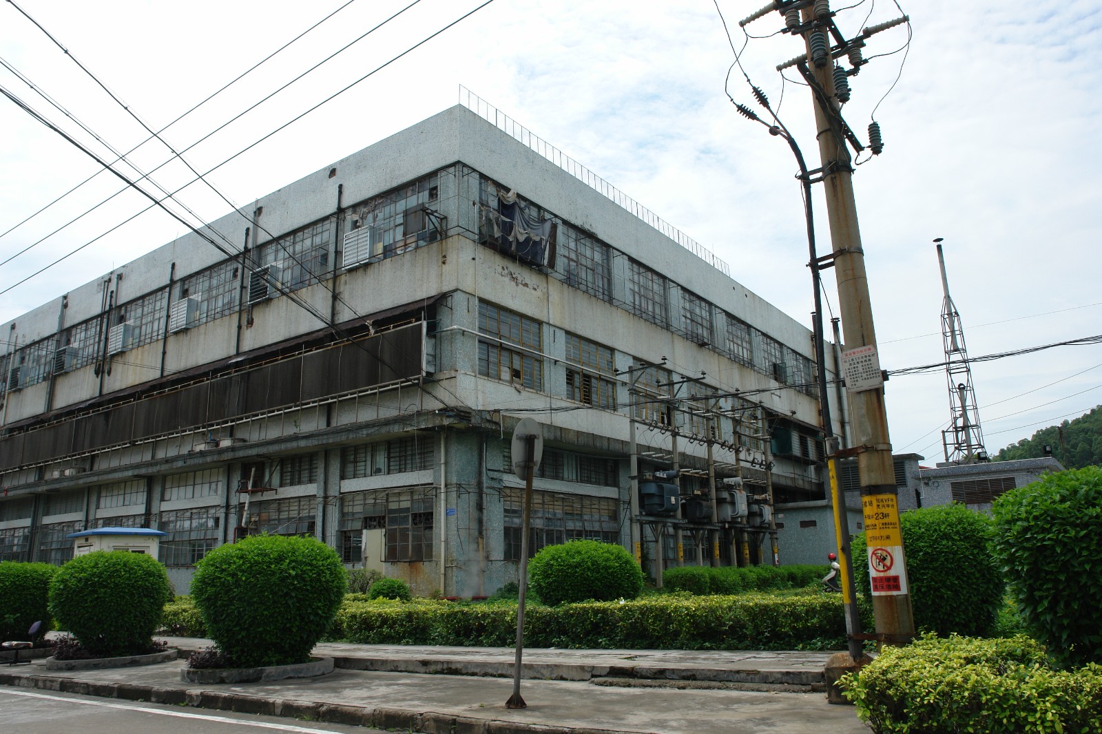 [广州市]出租广州市番禺区石楼镇莲花山保税区灵兴工业区52号三层