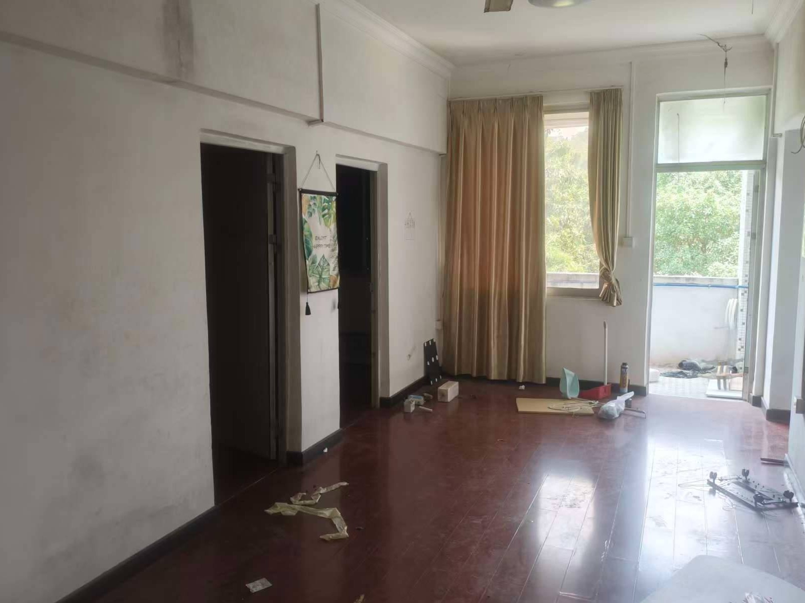 先整体后分拆之分拆出租广州市番禺区大石街105国道大石段643号宿舍2号楼602房