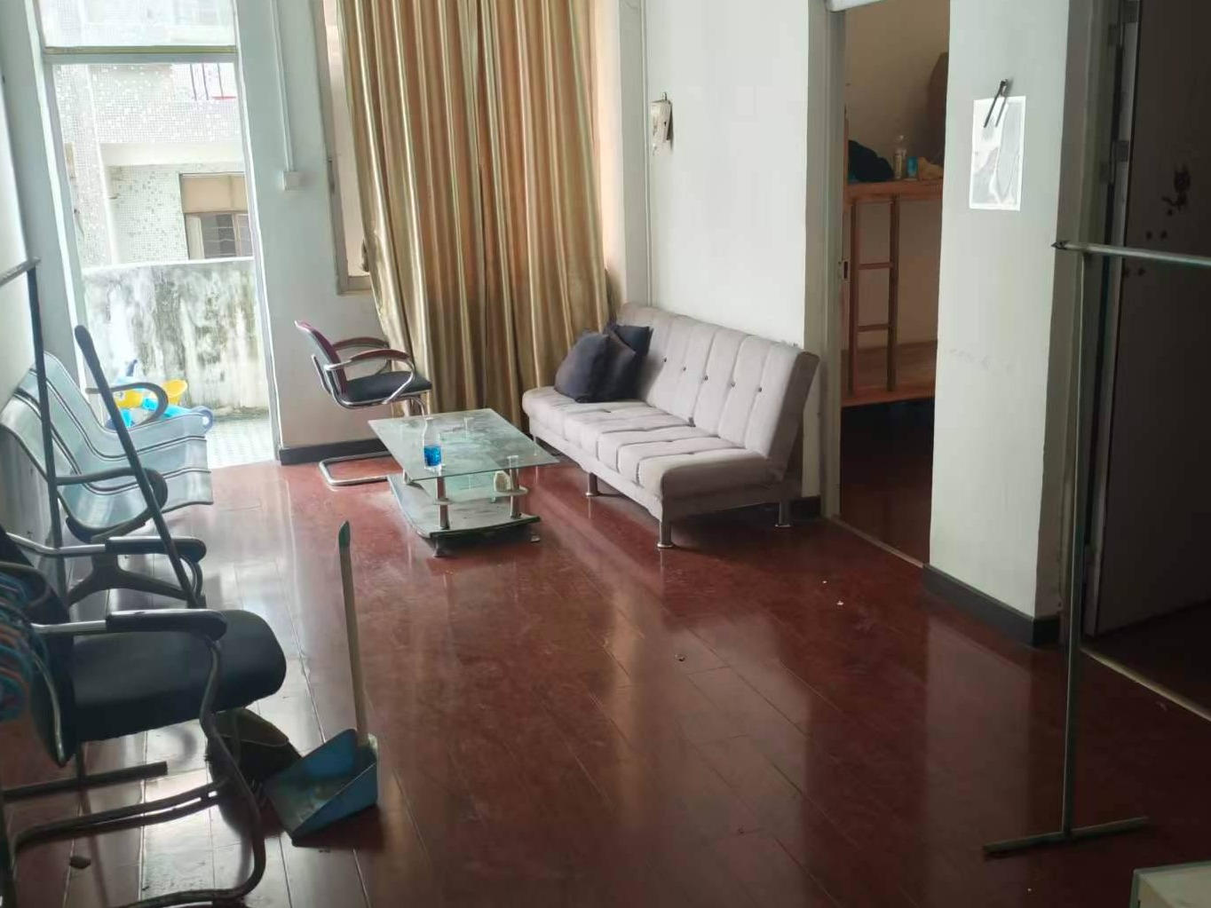 先整体后分拆之分拆出租广州市番禺区大石街105国道大石段643号宿舍2号楼605房