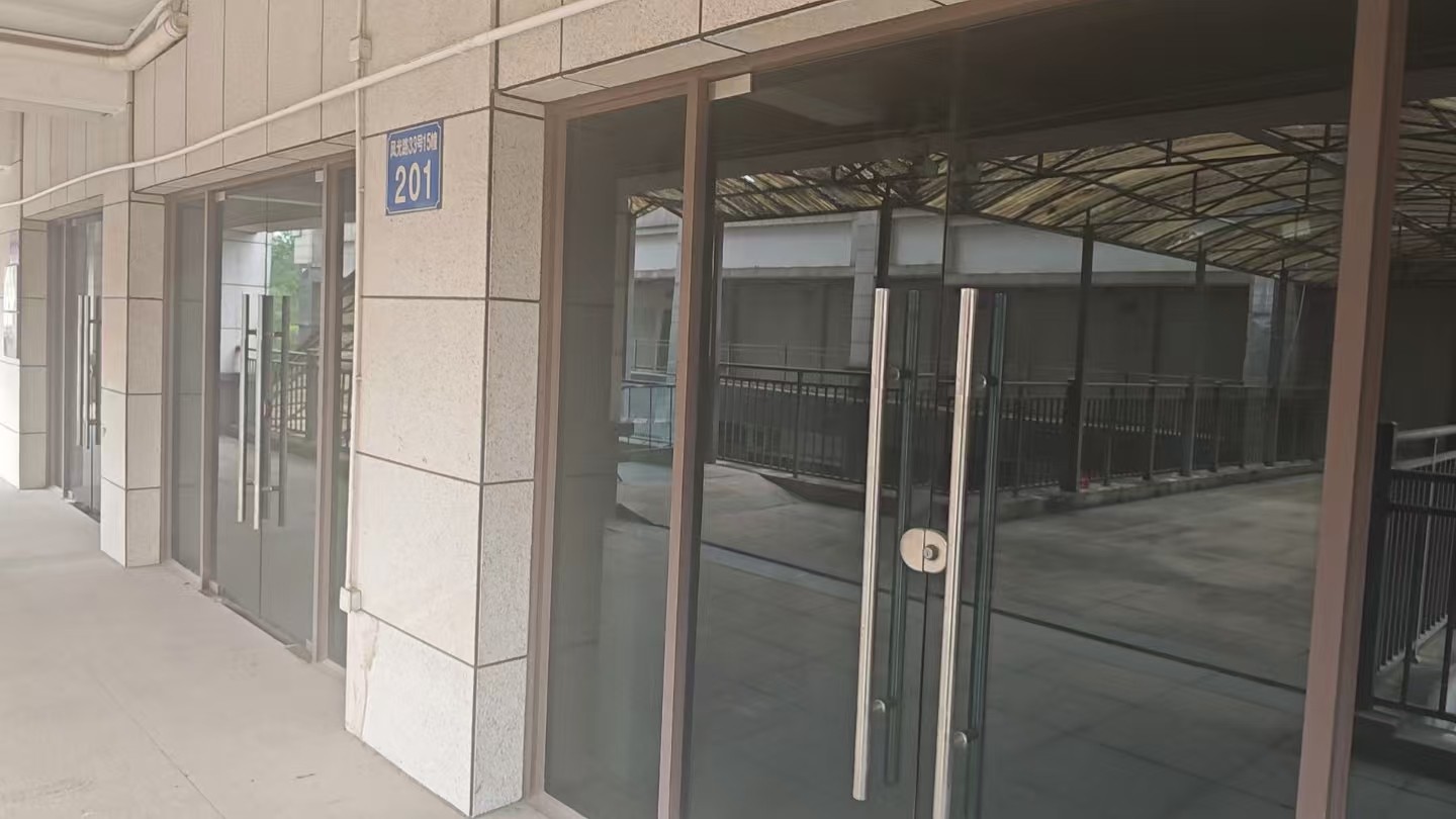 出租广州市增城区中新镇风光路33号15幢201房