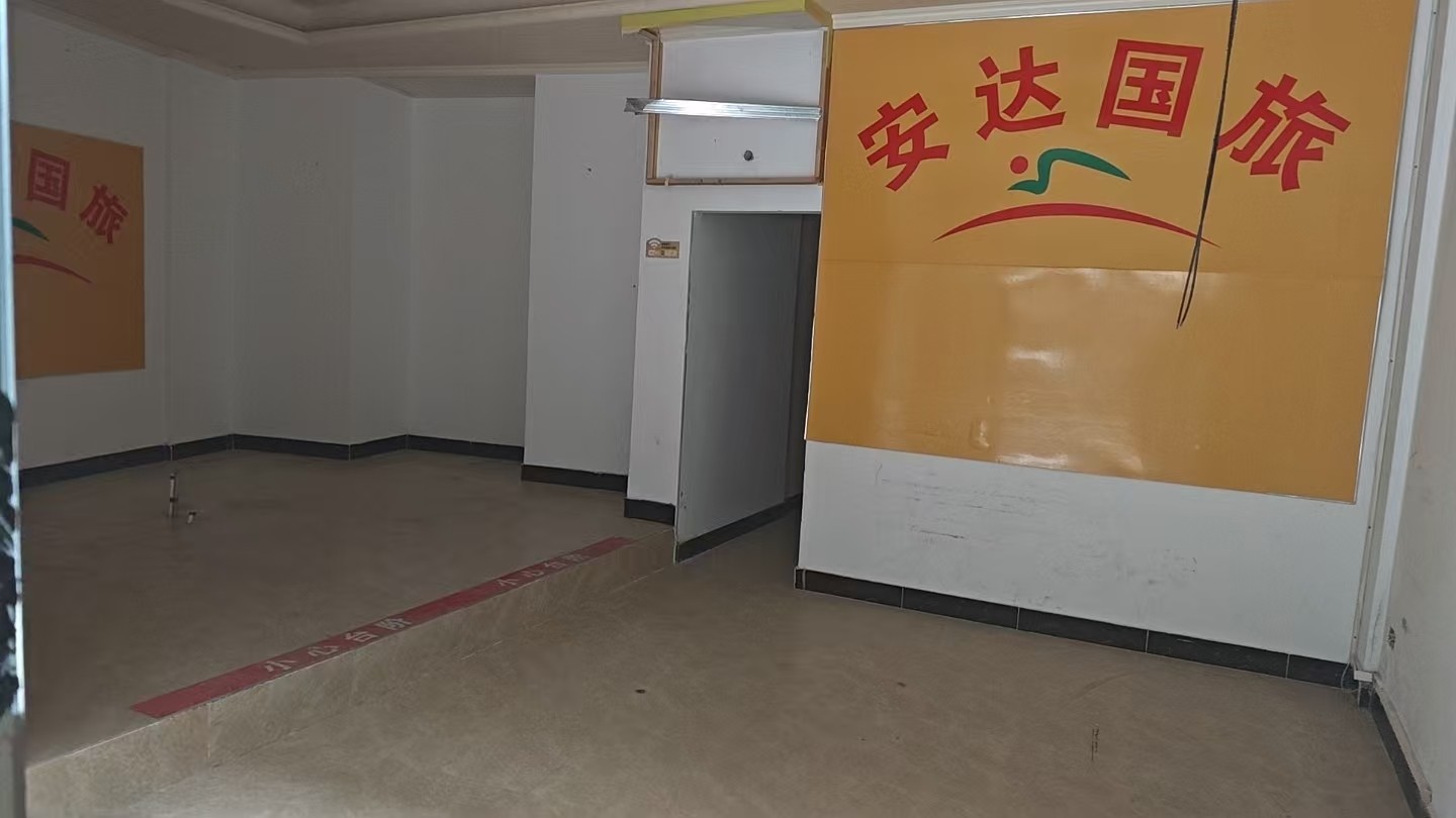 出租广州市增城区中新镇风光路33号2幢102房