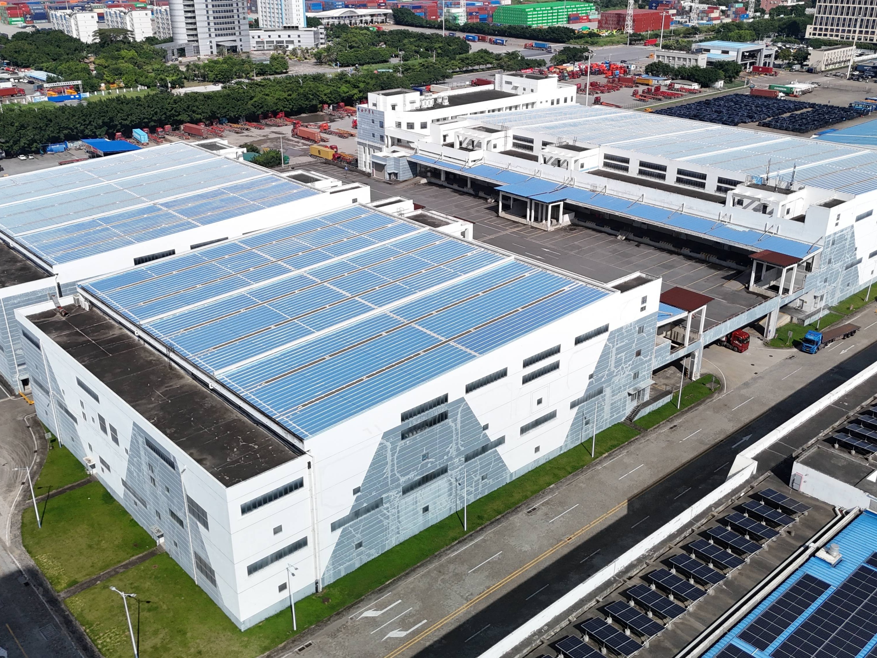 出租广州市南沙区南沙保税港区物流区2号仓库第一、三单元11545.63㎡区域及5号仓库二层仓库23613㎡区域